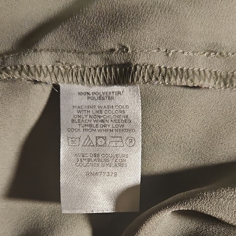 Ann Taylor Women's Blouse - Light Green - Picture 5 of 5